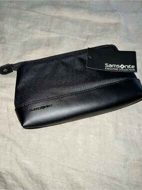 Samsonite Black Zippered Pouch